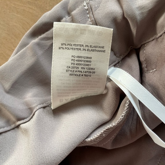 Babaton Gray High Waist Shorts Elastic Waistband Casual Fit - Picture 8 of 8